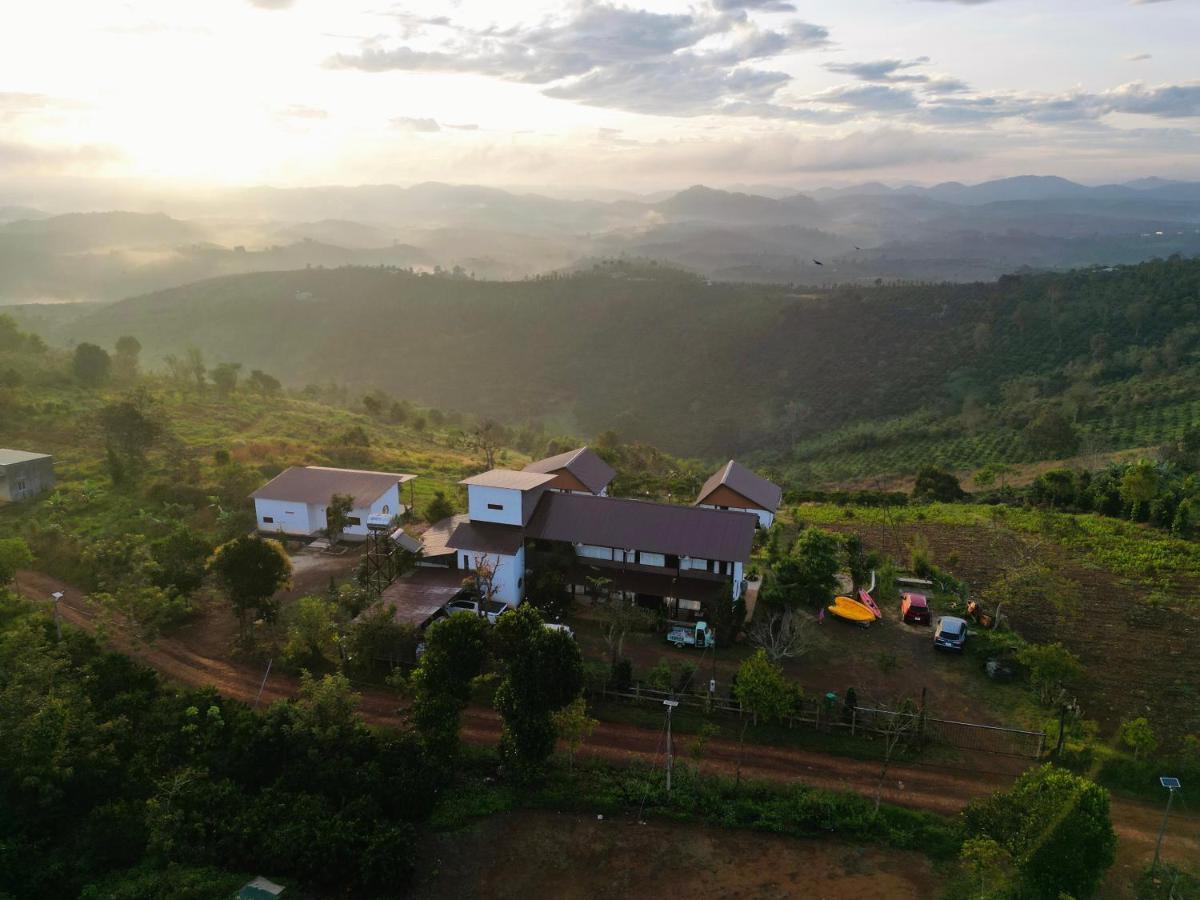 Star Hill Dak Nong Retreat Villa Gia Nghĩa Exterior foto